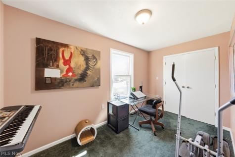 5806 Madison Avenue Cleveland OH 44102