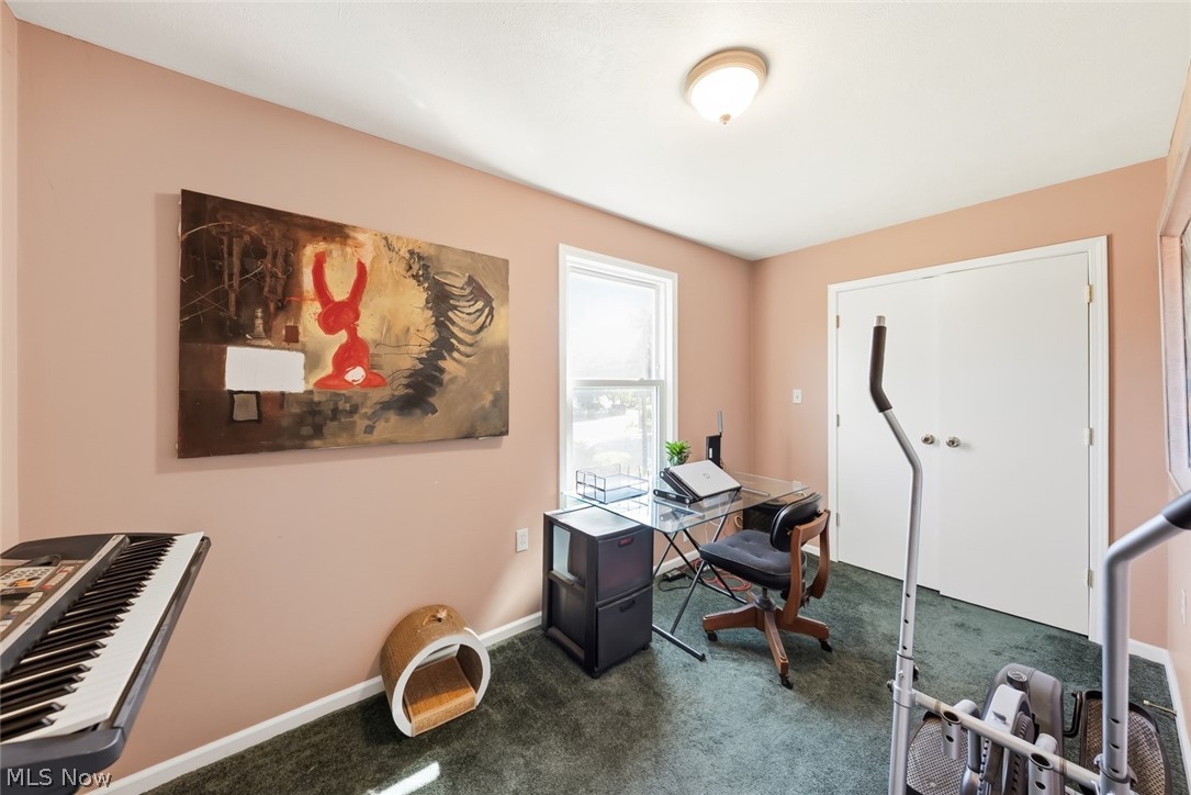 5806 Madison Avenue Cleveland OH 44102