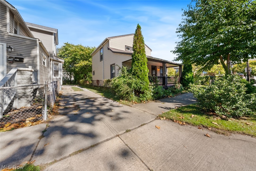 5806 Madison Avenue Cleveland OH 44102