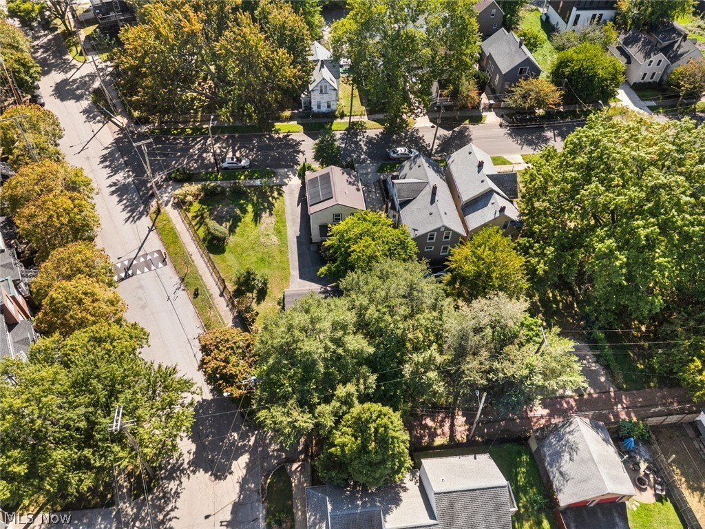 5806 Madison Avenue Cleveland OH 44102