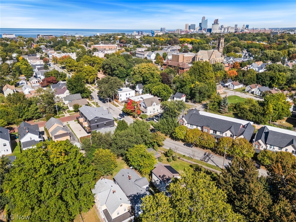 5806 Madison Avenue Cleveland OH 44102