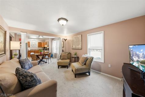5806 Madison Avenue Cleveland OH 44102
