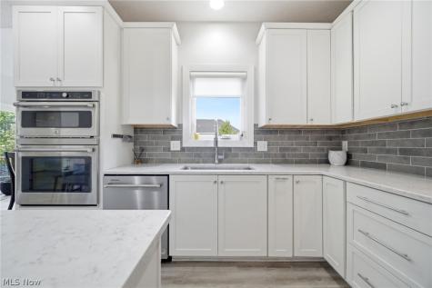 9400 Rockys Court Broadview Heights OH 44147