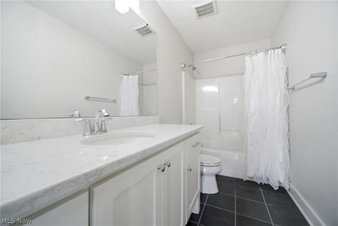 9400 Rockys Court Broadview Heights OH 44147