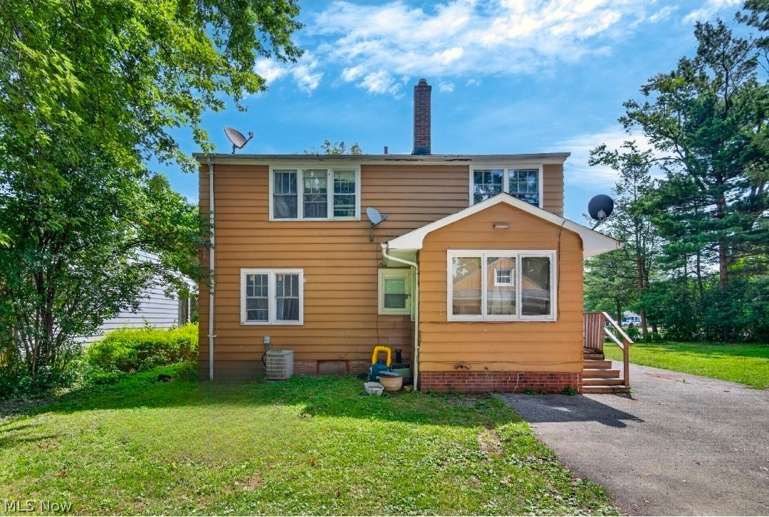 4724 Green Road Warrensville Heights OH 44128