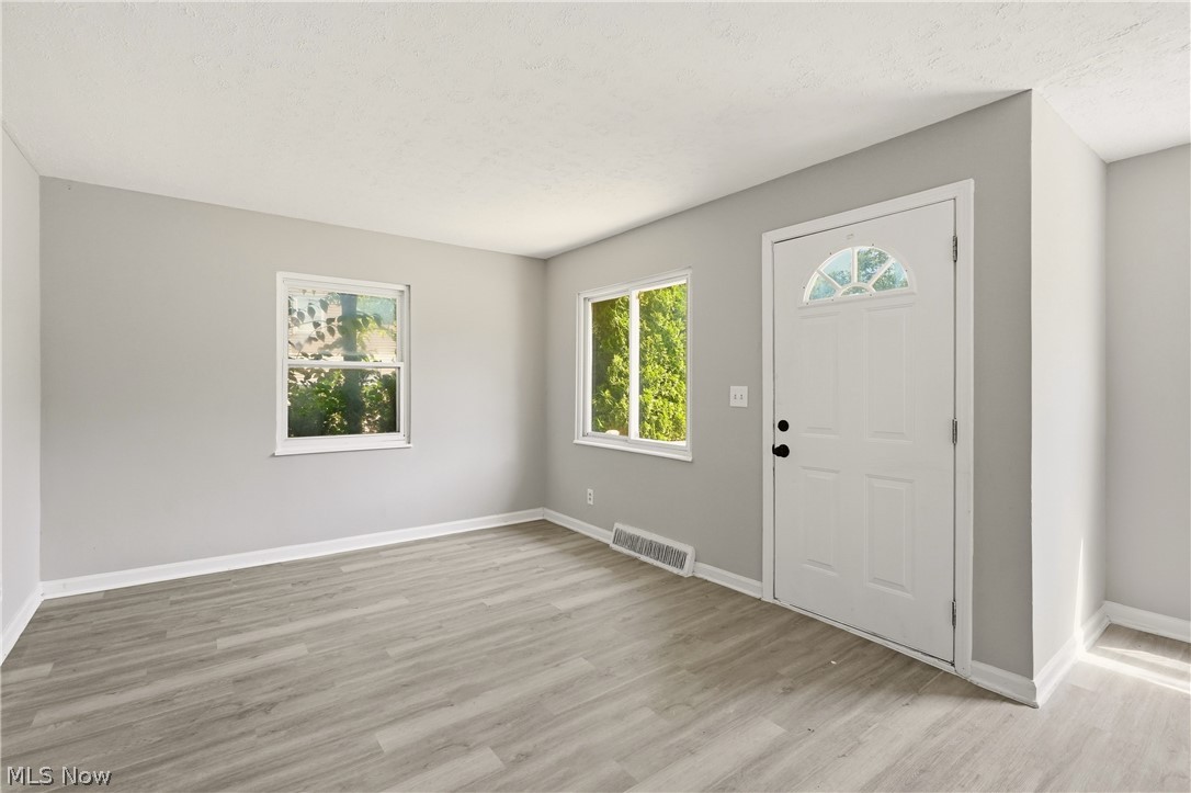 1620 Cedar Drive Lorain OH 44052