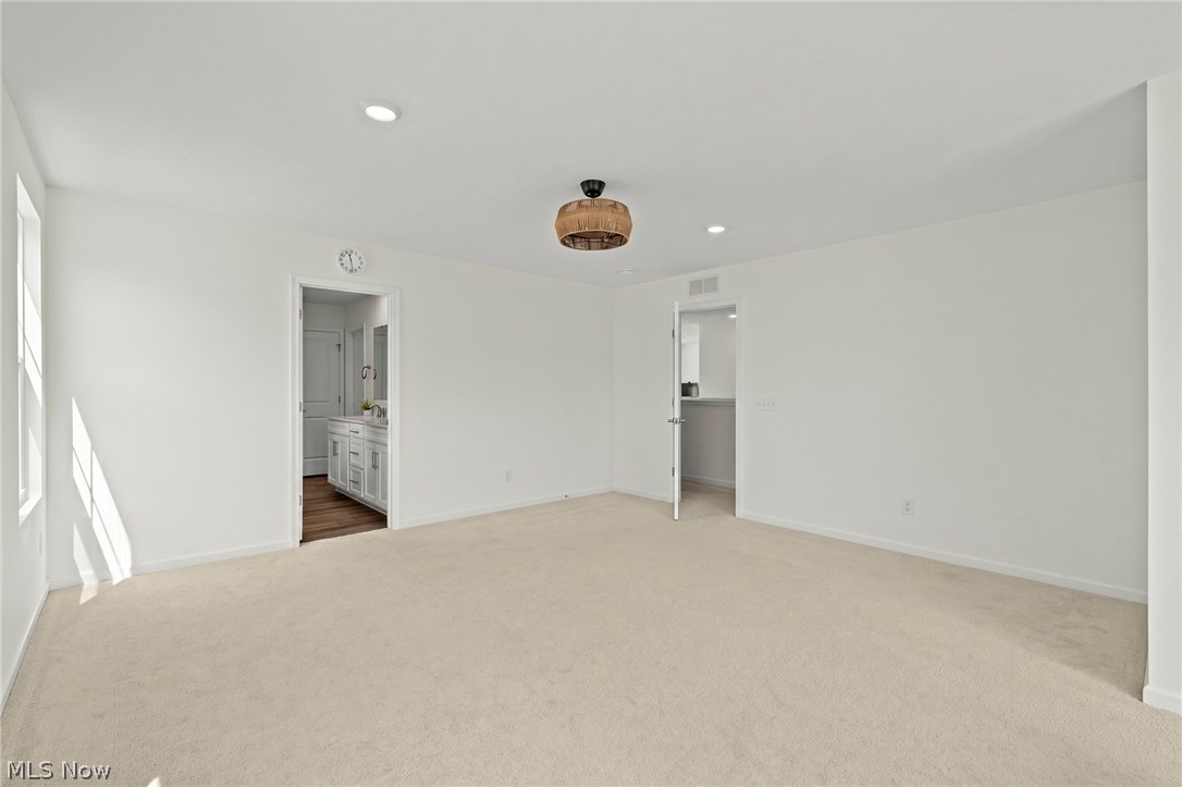 766 River Run Road Aurora OH 44202
