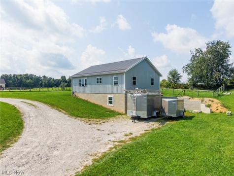 3657 E Moreland Road Fredericksburg OH 44627