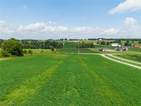 3657 E Moreland Road Fredericksburg OH 44627