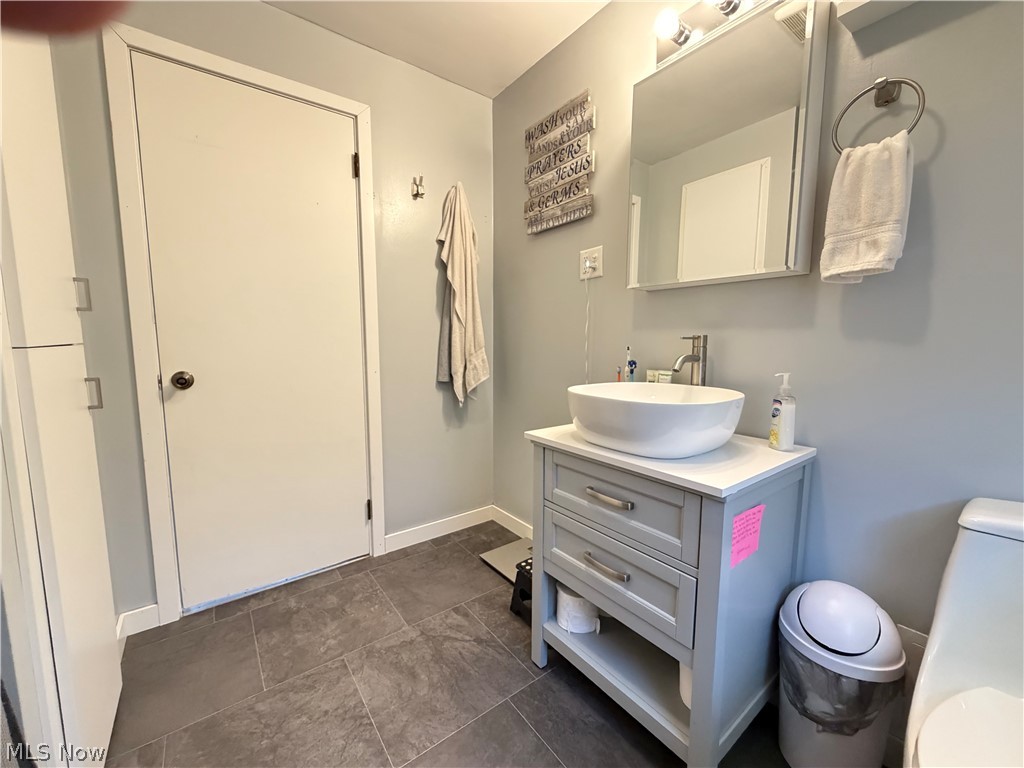 15103 State Route 258 SW Newcomerstown OH 43832