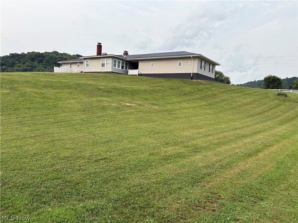 15103 State Route 258 SW Newcomerstown OH 43832
