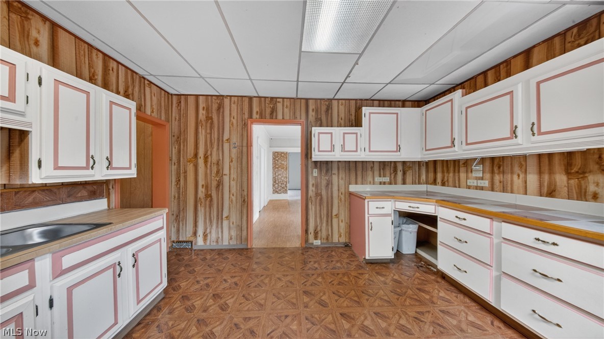 1320 W 87th Street Cleveland OH 44102