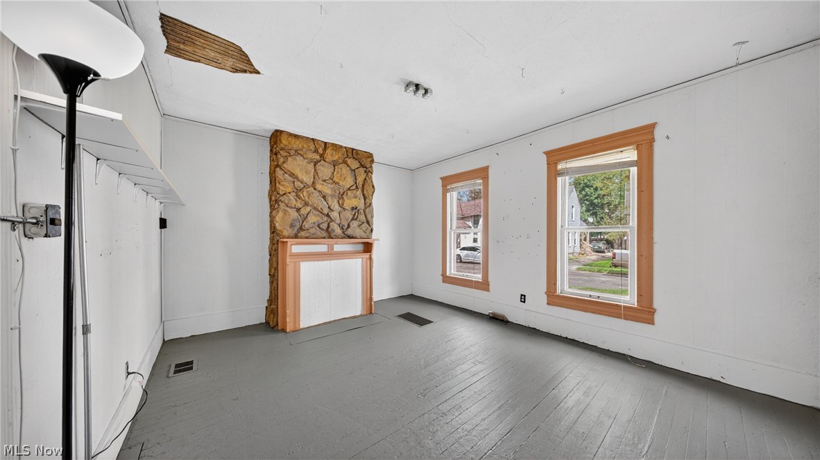 1320 W 87th Street Cleveland OH 44102