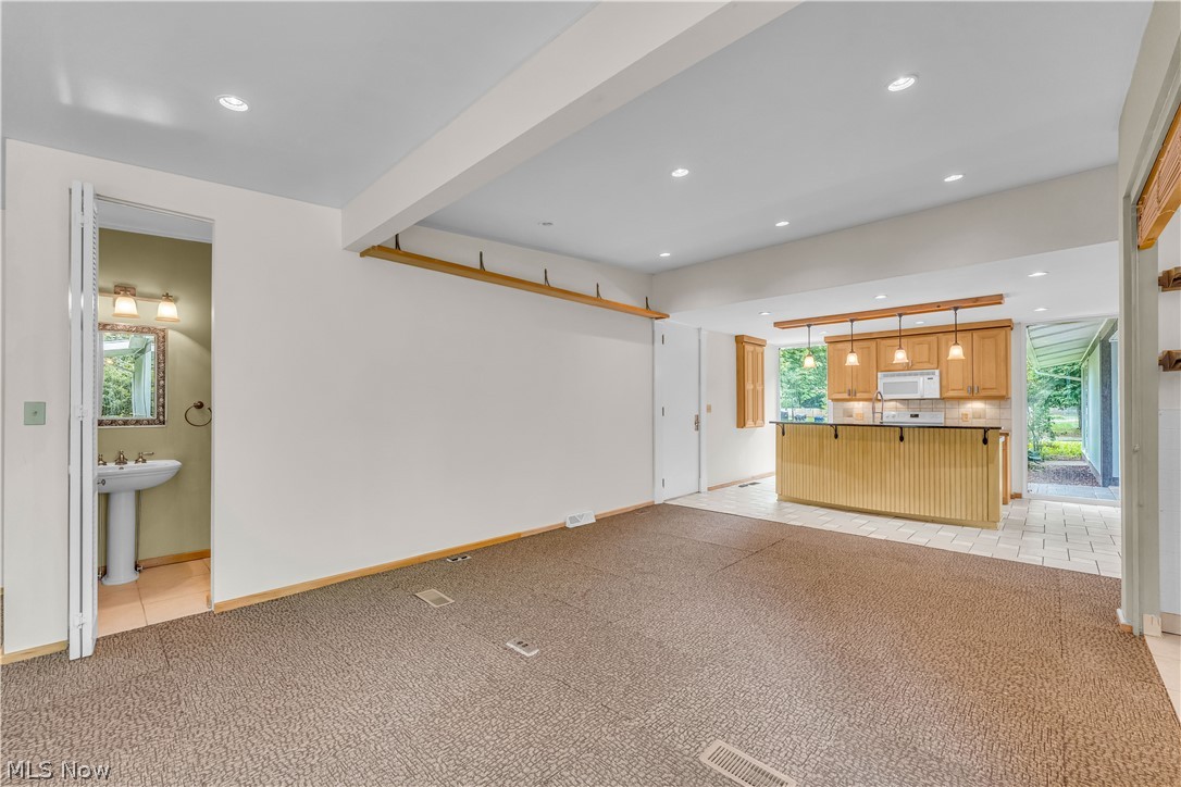 478 Tamiami Trail Akron OH 44303