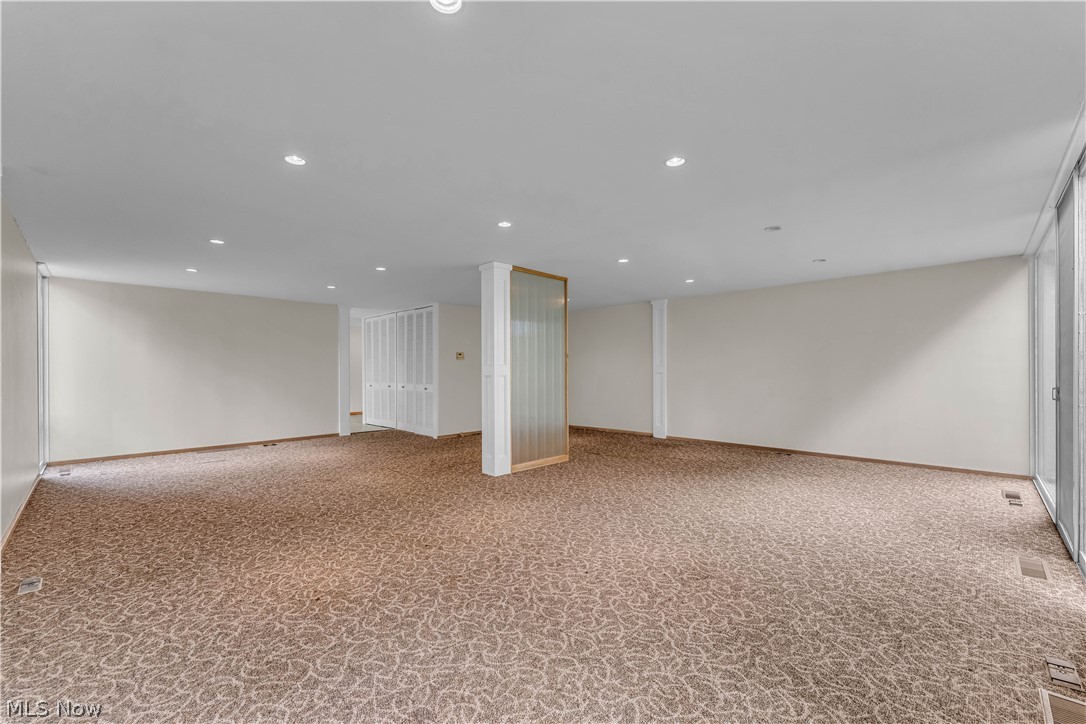 478 Tamiami Trail Akron OH 44303