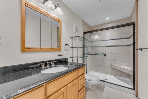 478 Tamiami Trail Akron OH 44303