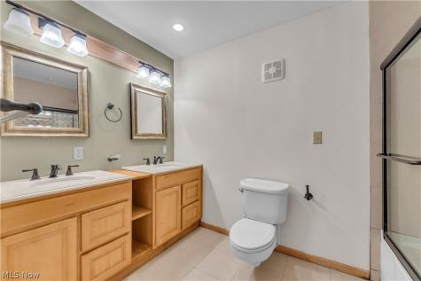 478 Tamiami Trail Akron OH 44303
