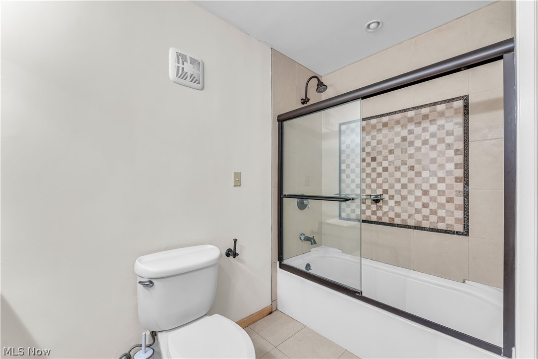 478 Tamiami Trail Akron OH 44303