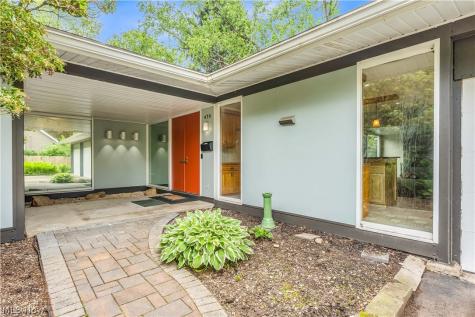 478 Tamiami Trail Akron OH 44303