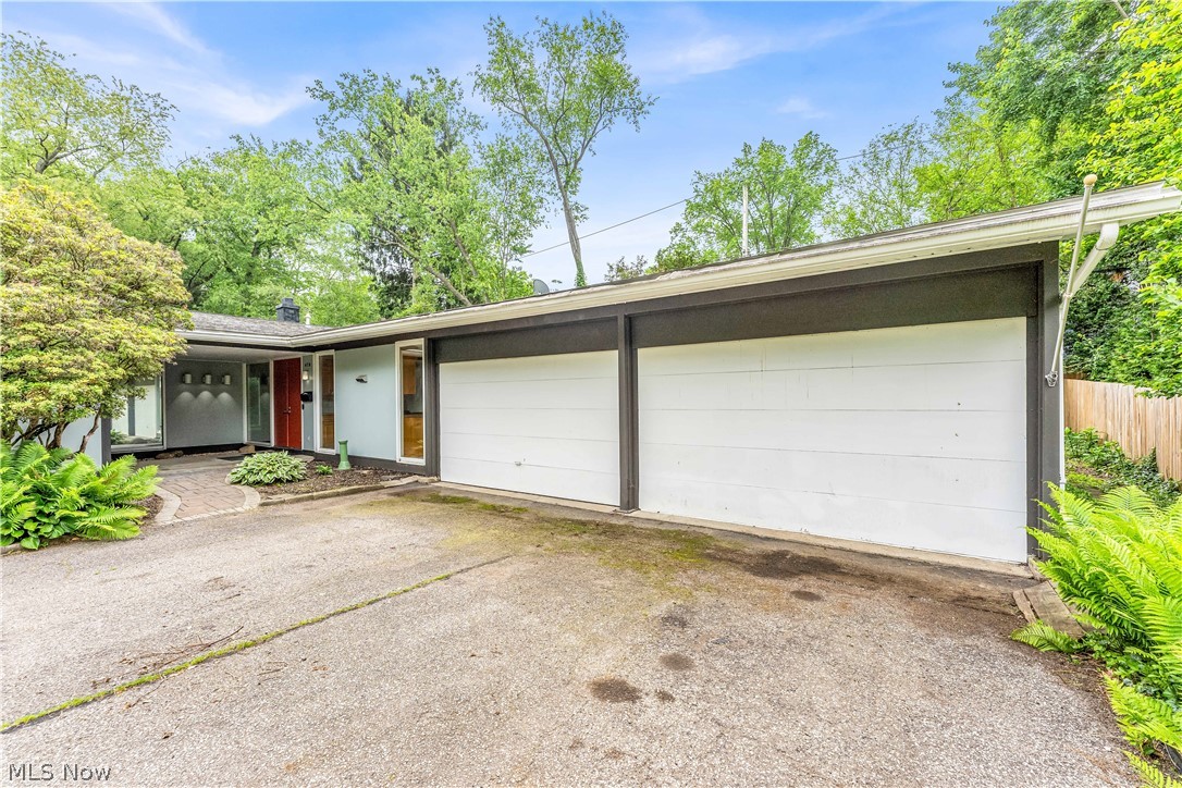 478 Tamiami Trail Akron OH 44303
