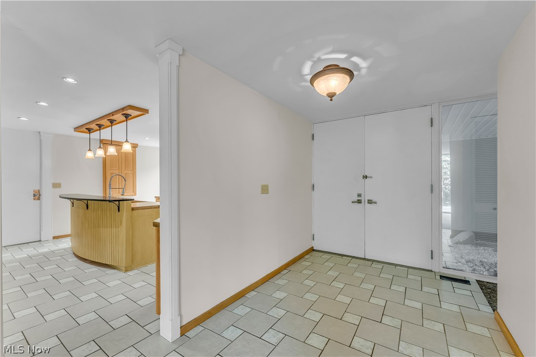 478 Tamiami Trail Akron OH 44303