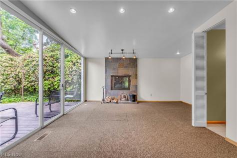 478 Tamiami Trail Akron OH 44303