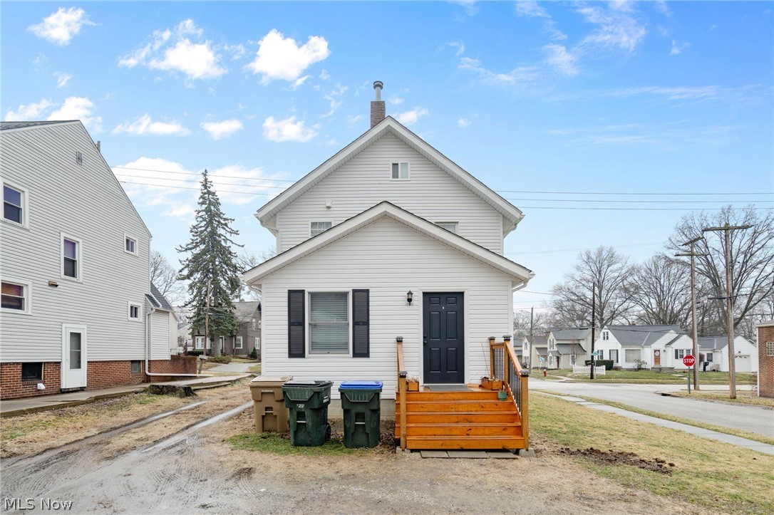 847 Sackett Avenue Cuyahoga Falls OH 44221