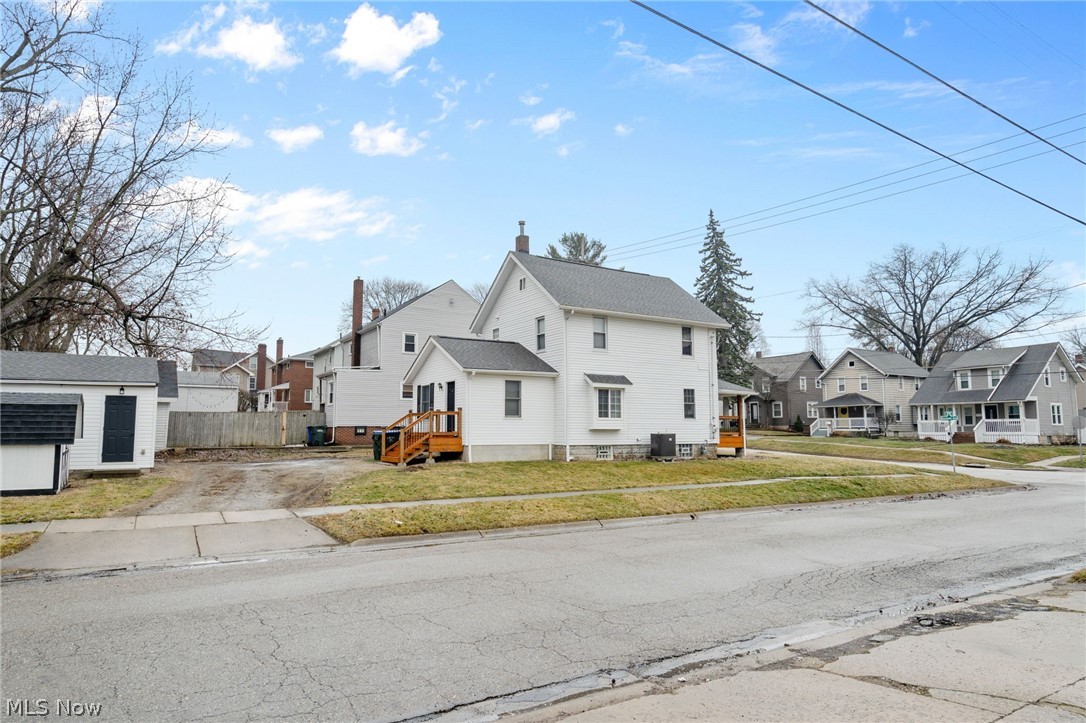 847 Sackett Avenue Cuyahoga Falls OH 44221
