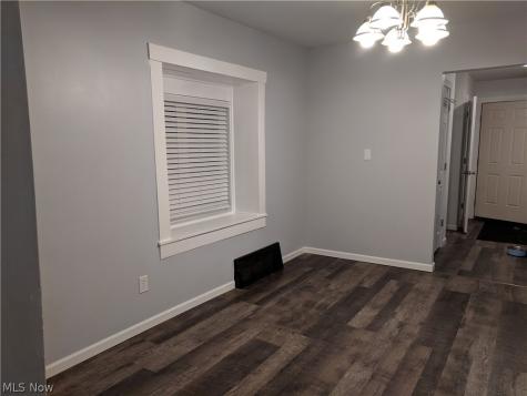 847 Sackett Avenue Cuyahoga Falls OH 44221