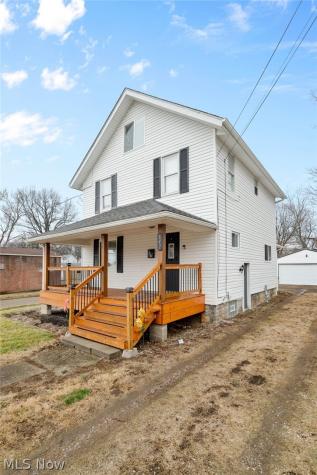 847 Sackett Avenue Cuyahoga Falls OH 44221