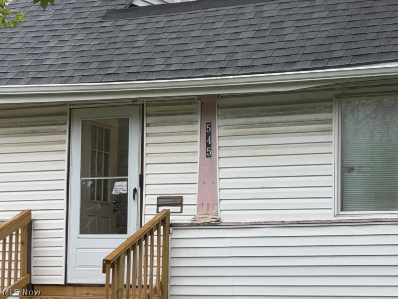 549 Bacon Avenue Akron OH 44320