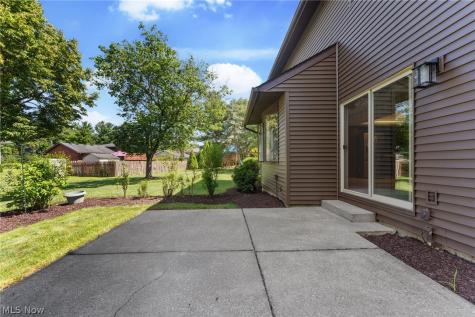 18101 Fern Canyon Drive Strongsville OH 44136