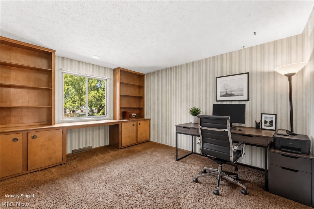 18101 Fern Canyon Drive Strongsville OH 44136