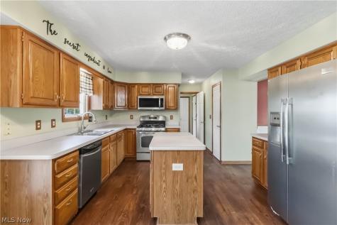 3432 Hanover Drive Brunswick OH 44212