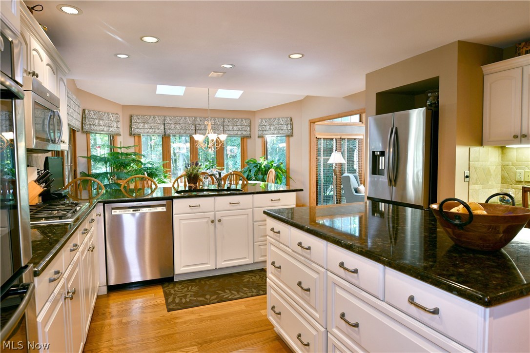 1925 Brittainy Oaks Trail NE Warren OH 44484