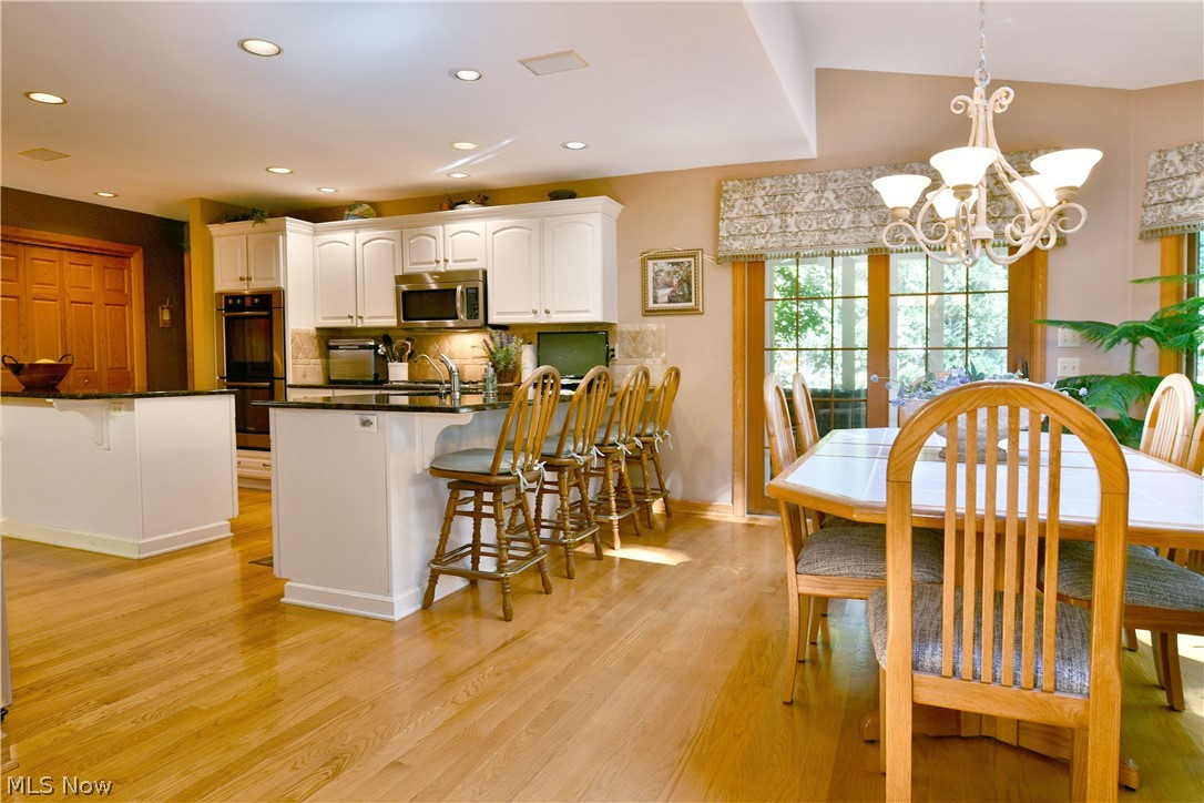 1925 Brittainy Oaks Trail NE Warren OH 44484