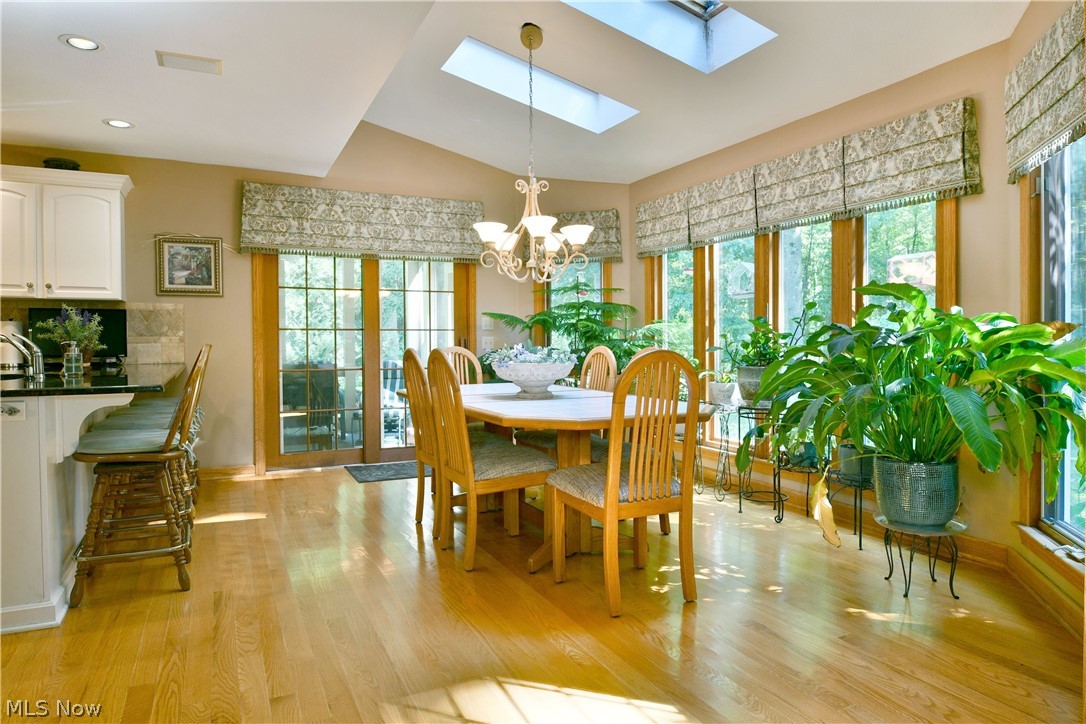 1925 Brittainy Oaks Trail NE Warren OH 44484