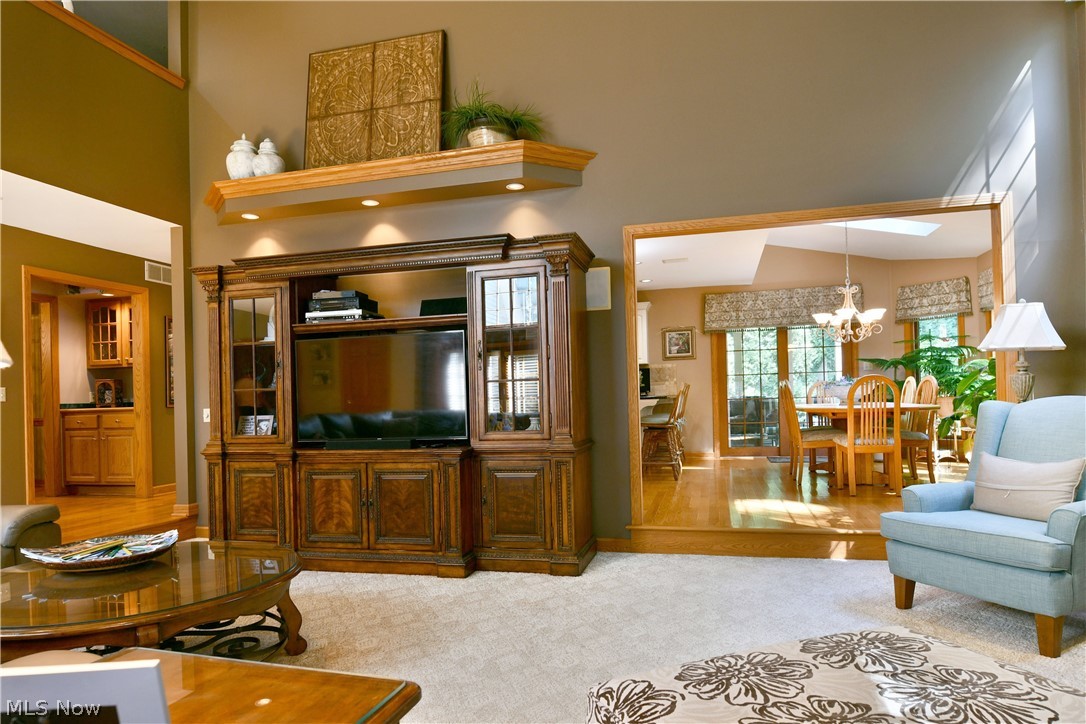 1925 Brittainy Oaks Trail NE Warren OH 44484