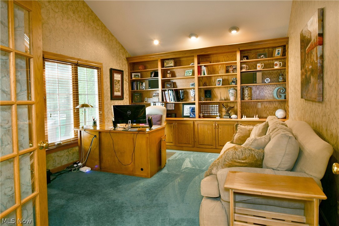 1925 Brittainy Oaks Trail NE Warren OH 44484
