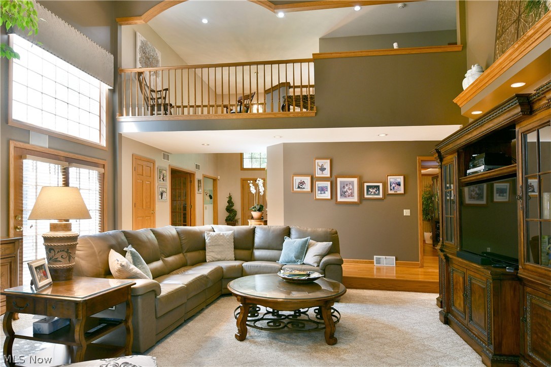 1925 Brittainy Oaks Trail NE Warren OH 44484