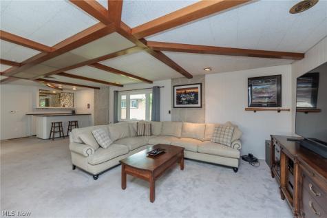 10710 Cardinal Lane Brecksville OH 44141