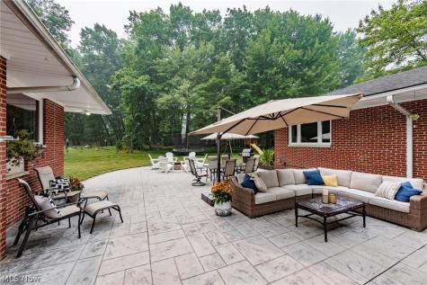 10710 Cardinal Lane Brecksville OH 44141