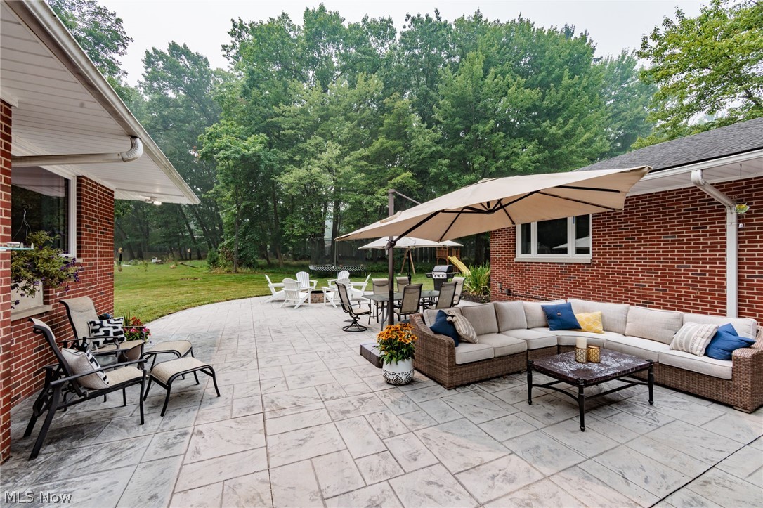 10710 Cardinal Lane Brecksville OH 44141