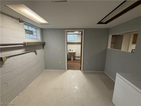 10101 Biddulph Road Brooklyn OH 44144