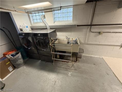 10101 Biddulph Road Brooklyn OH 44144
