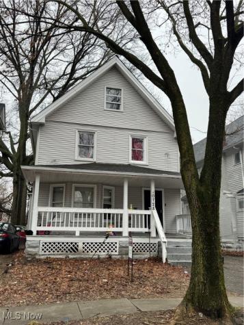 10728 Gooding Avenue Cleveland OH 44108