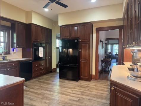 120 Harrison Street Elyria OH 44035