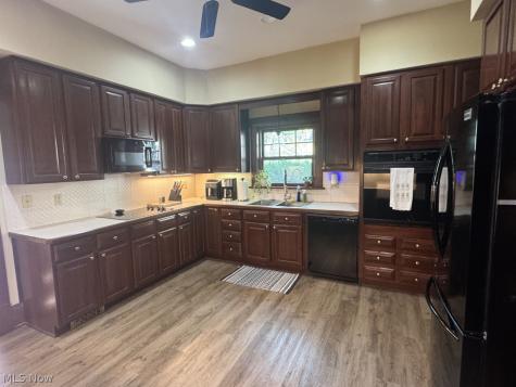120 Harrison Street Elyria OH 44035