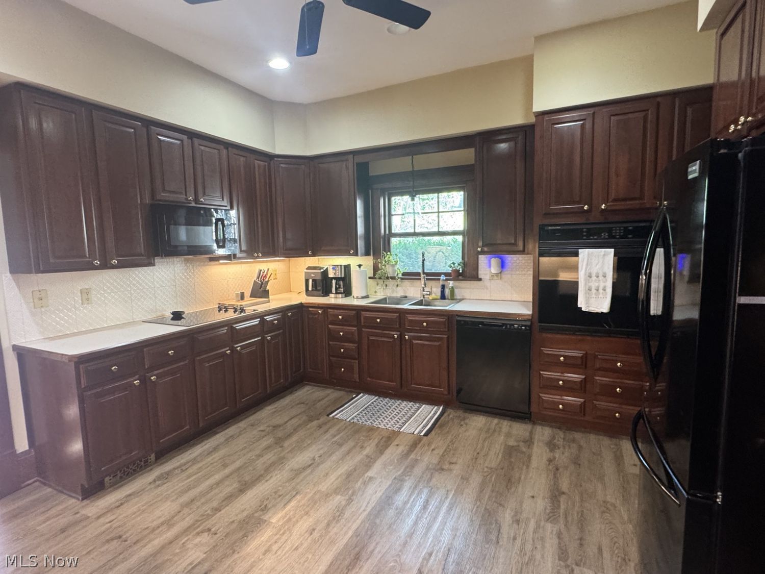 120 Harrison Street Elyria OH 44035