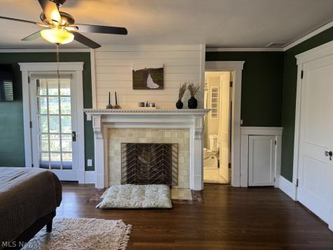 120 Harrison Street Elyria OH 44035